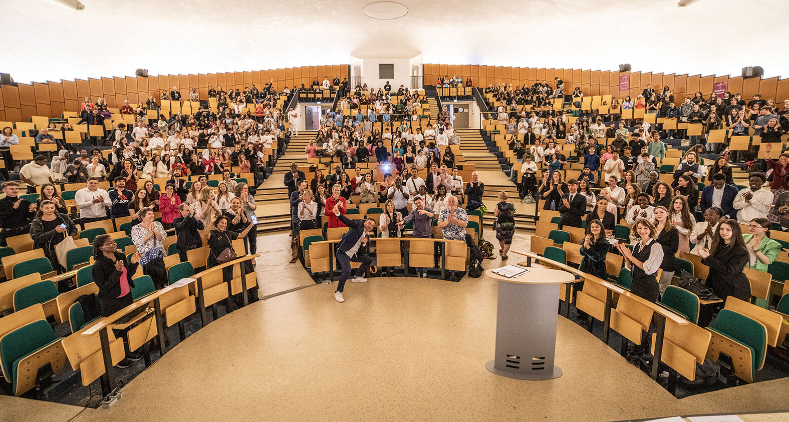 photo de l'événement Oraccle mon projet dans le Sup en 180 secondes 2024 montrant l'amphi